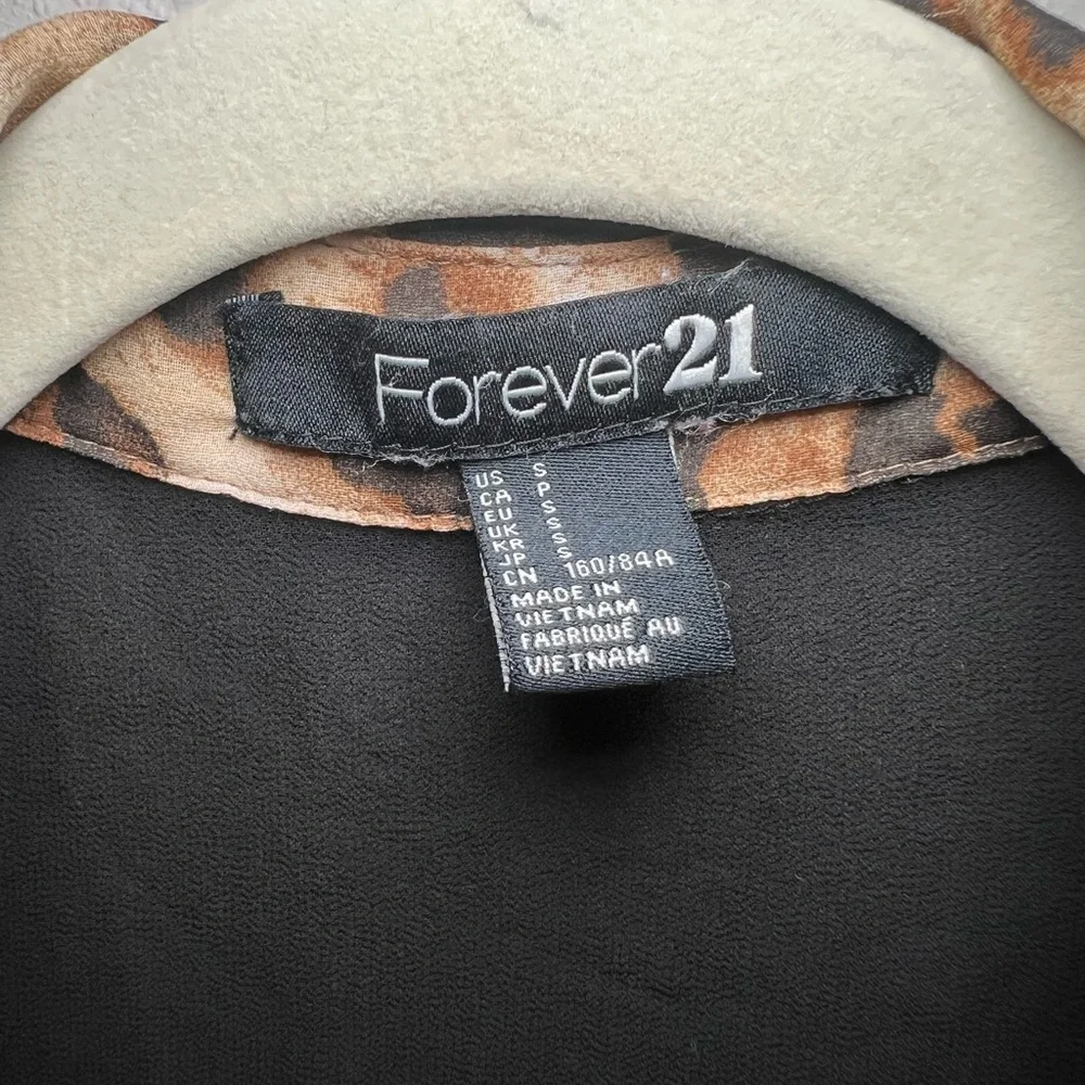 Forever 21 Black Animal Print See-through Top Size S - Picture 3 of 8